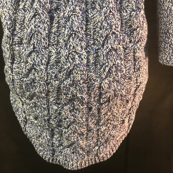 Express Blue White Cable Knit Slouch Sweater Med - Picture 8 of 8